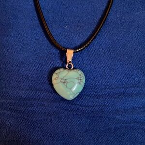 Teal‎ with gray lines hart pendant necklace.